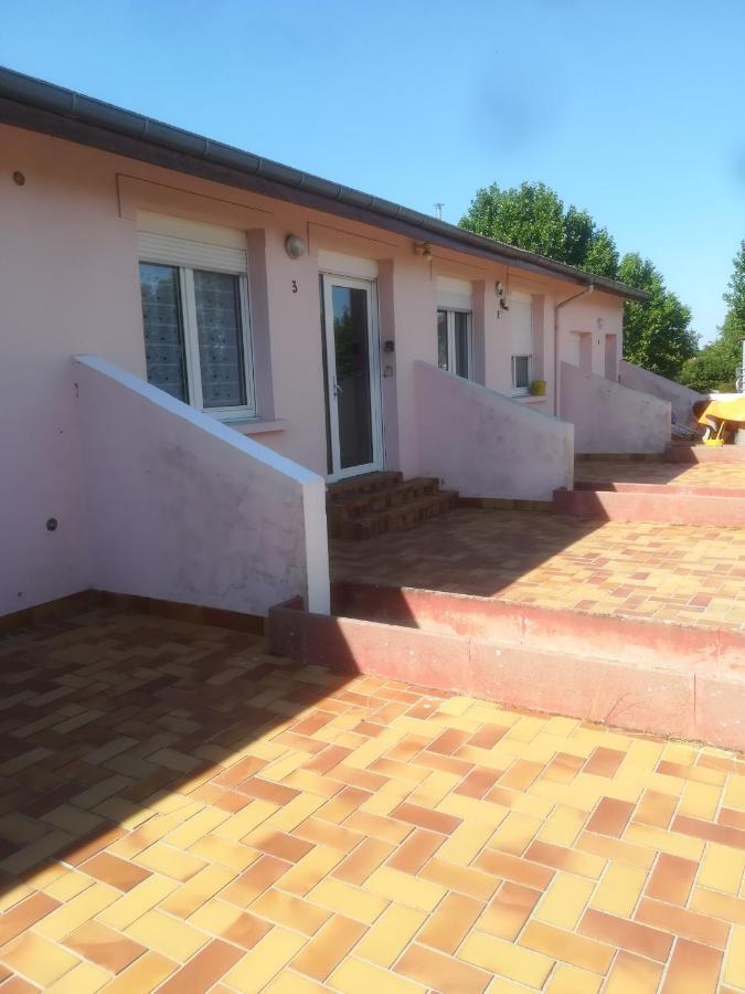 Logement De Plein Pied A Mirecourt Dış mekan fotoğraf